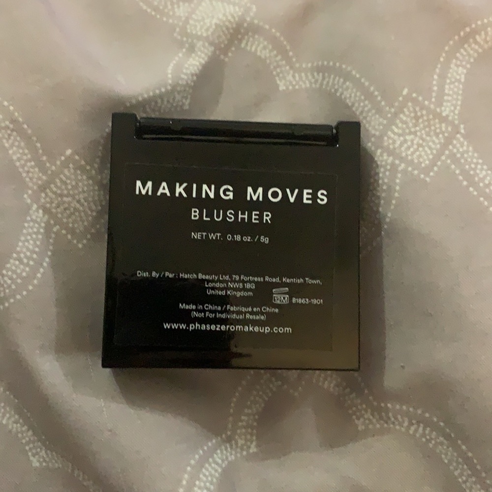 Mixed Makeup Bundle - Picture 5 of 16